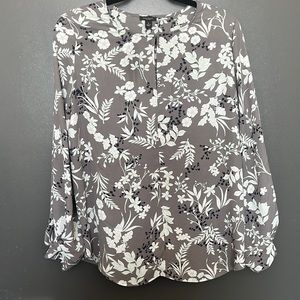 Ann Taylor long sleeve gray floral blouse